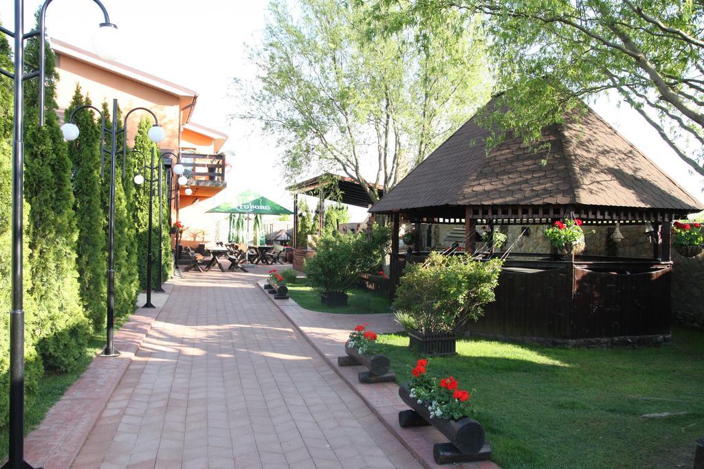 Rixo'S Guesthouse Circea Exterior foto