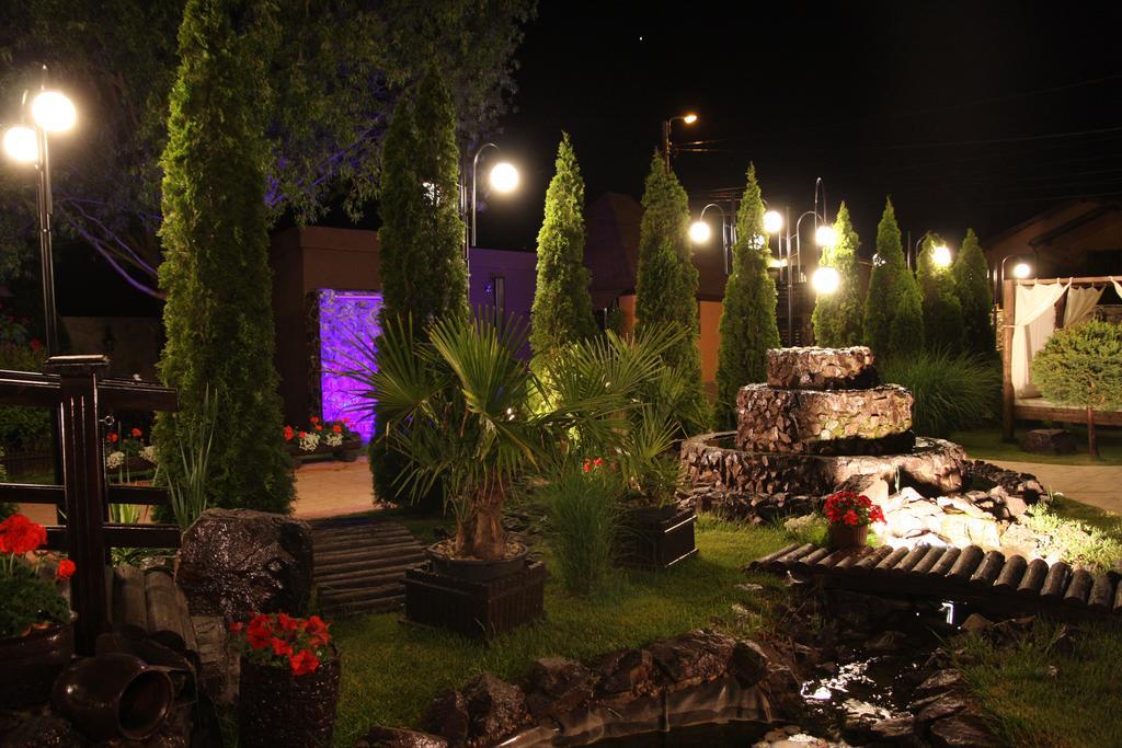 Rixo'S Guesthouse Circea Exterior foto