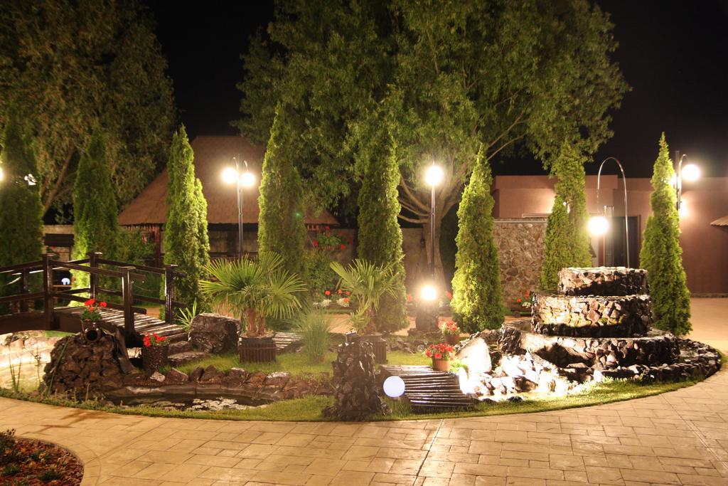 Rixo'S Guesthouse Circea Exterior foto