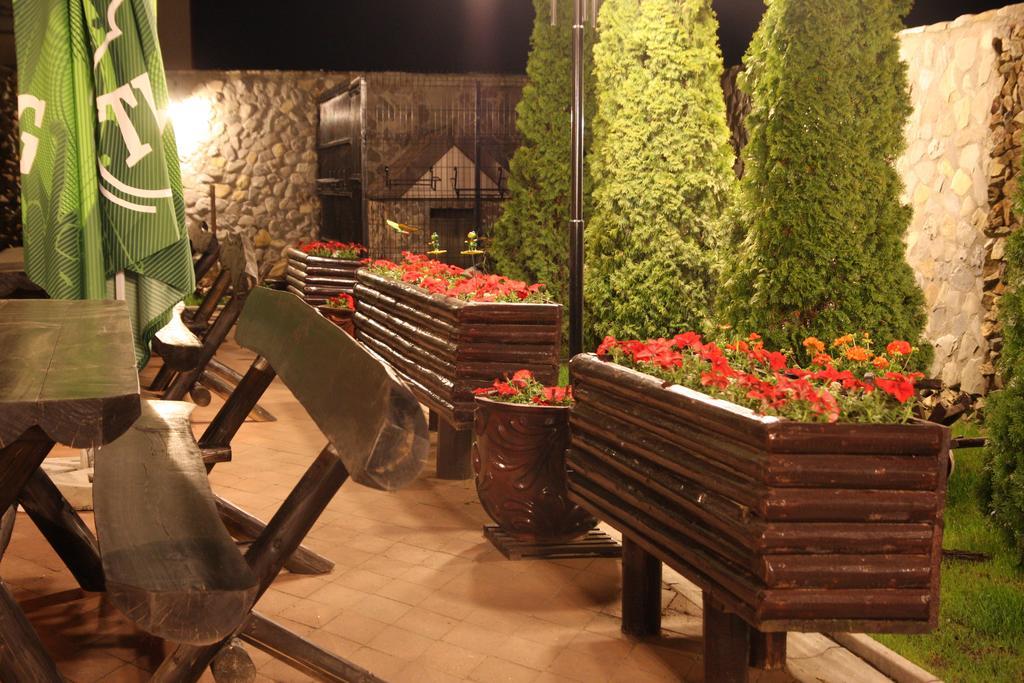 Rixo'S Guesthouse Circea Exterior foto