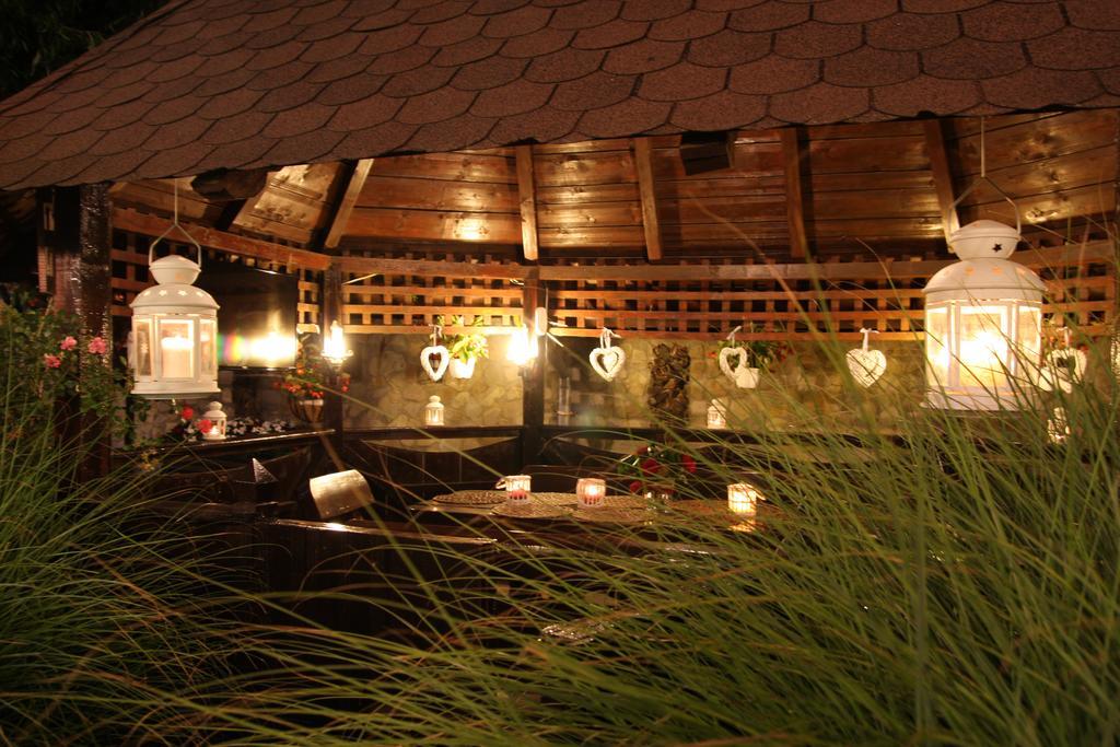 Rixo'S Guesthouse Circea Exterior foto