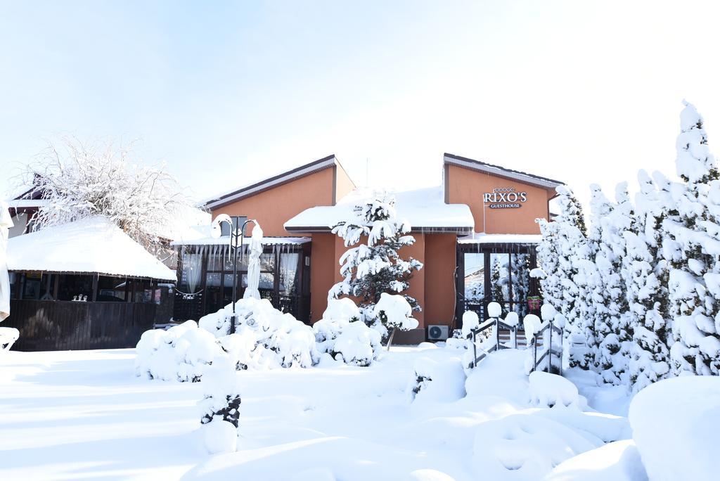 Rixo'S Guesthouse Circea Exterior foto